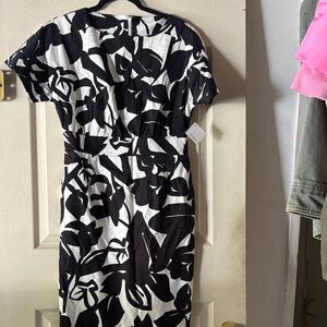 Halogen Elegant Black and White Floral Dress